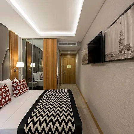 Ramada Encore By Wyndham Sisli Стамбул