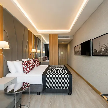 Ramada Encore By Wyndham Sisli 4* Стамбул