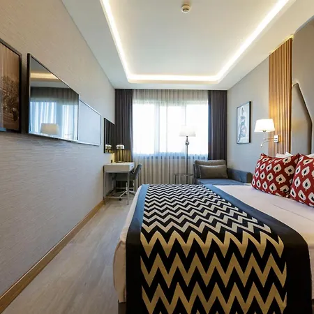 Ramada Encore By Wyndham Sisli Отель