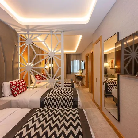 Отель Ramada Encore By Wyndham Sisli