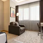 Ramada Encore By Wyndham Sisli 4*