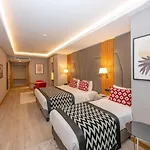 מלון Ramada Encore By Wyndham Sisli