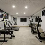 Hotel Ramada Encore By Wyndham Sisli
