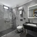 Ramada Encore By Wyndham Sisli Hotel 4*