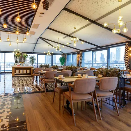 Ramada Encore By Wyndham Sisli 4*