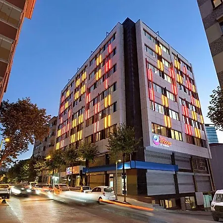 Ramada Encore By Wyndham Sisli 4*
