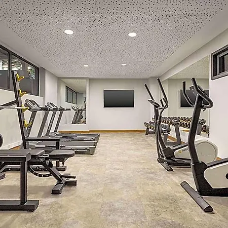 Ramada Encore By Wyndham Sisli Hotel 4*