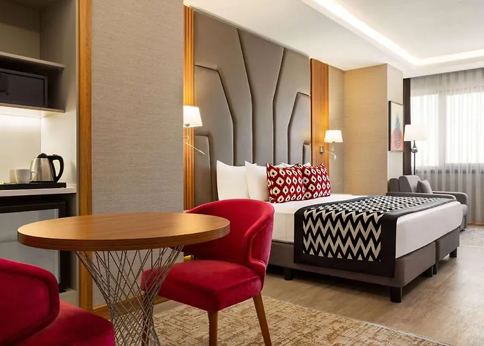 Hotel Ramada Encore By Wyndham Sisli