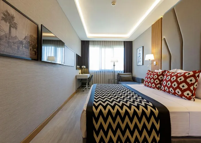 Ramada Encore By Wyndham Sisli Hotel