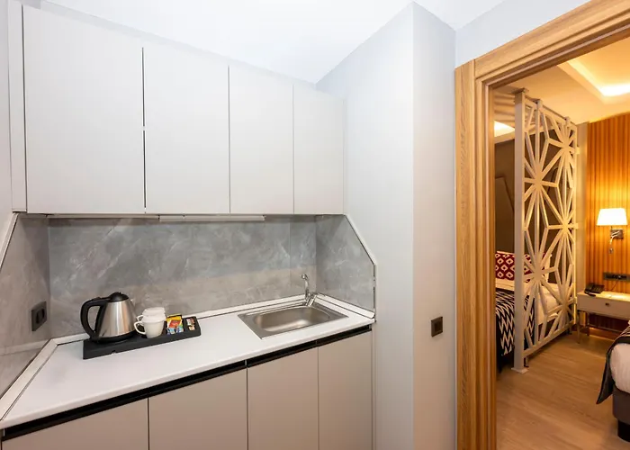 Hotel Ramada Encore By Wyndham Sisli