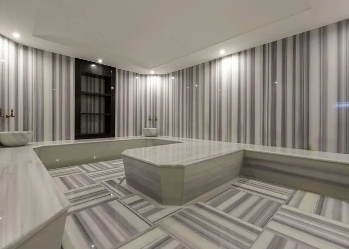 Hotel Ramada Encore By Wyndham Sisli