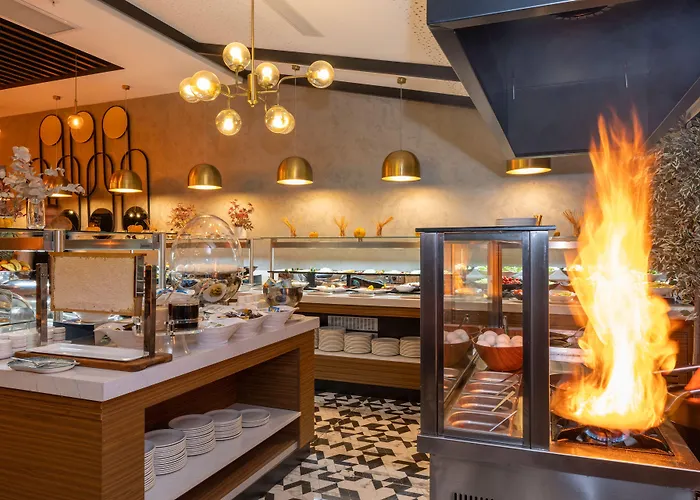 Ramada Encore By Wyndham Sisli Hotel Istanboel