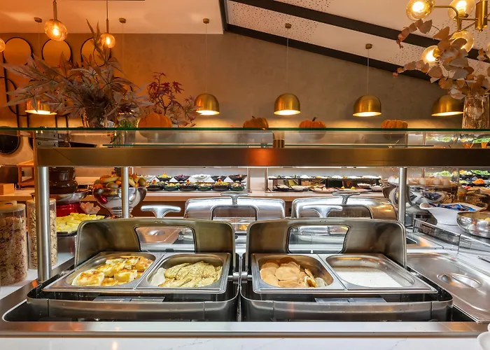 Ramada Encore By Wyndham Sisli Hotel 4*