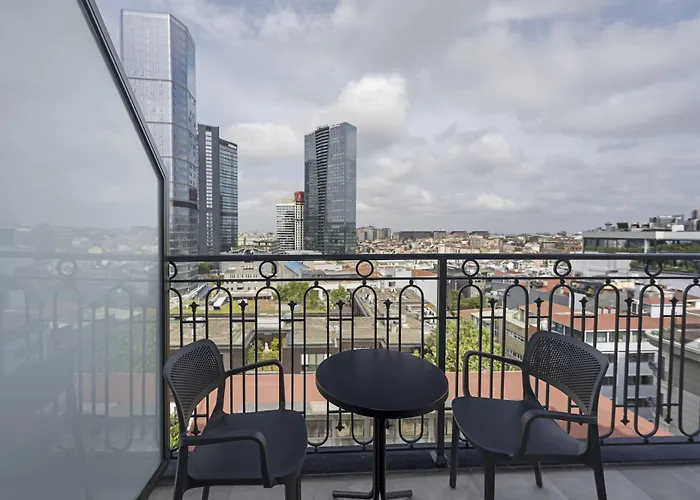 Hotel Ramada Encore By Wyndham Sisli Istanboel