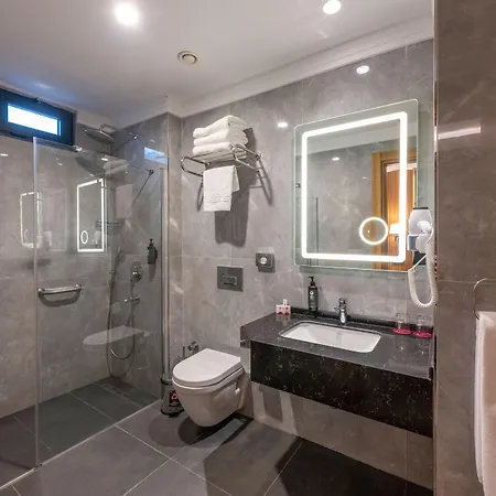 Ramada Encore By Wyndham Sisli 4* Istanbul
